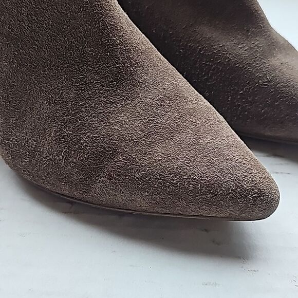 Steve madden pointed toe side zip brown suede booties size 6.5 - Picture 2 of 12